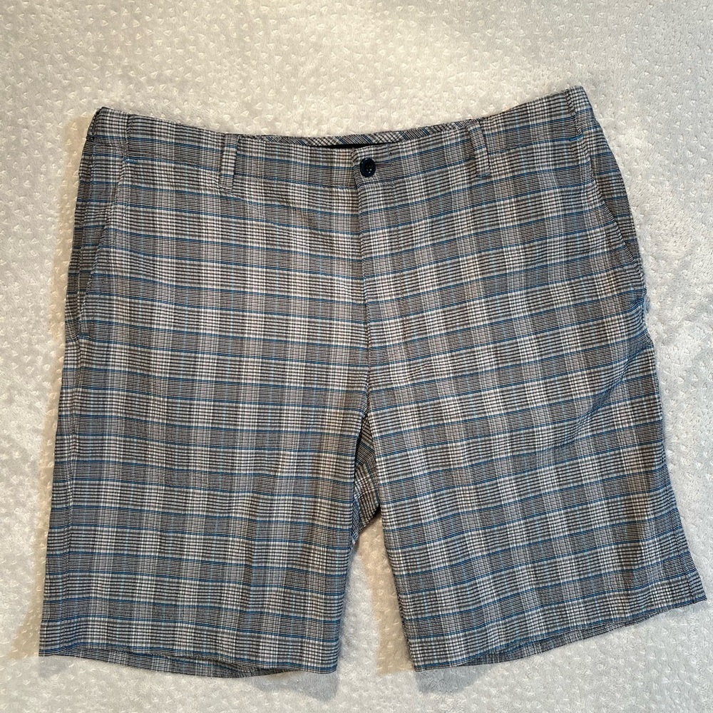 Men's Plaid Dress Shorts in Gray and Blue